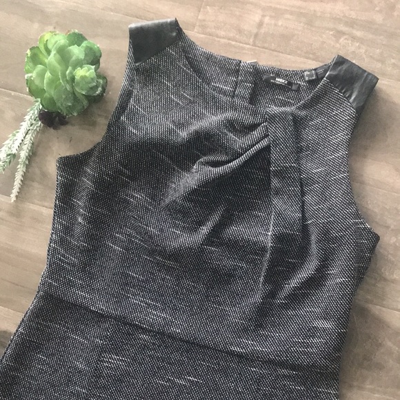 ❌SOLD❌ 🌟HP🌟 MEXX Metropolitan dress - EUC - size Med - like NEW! - Picture 2 of 9